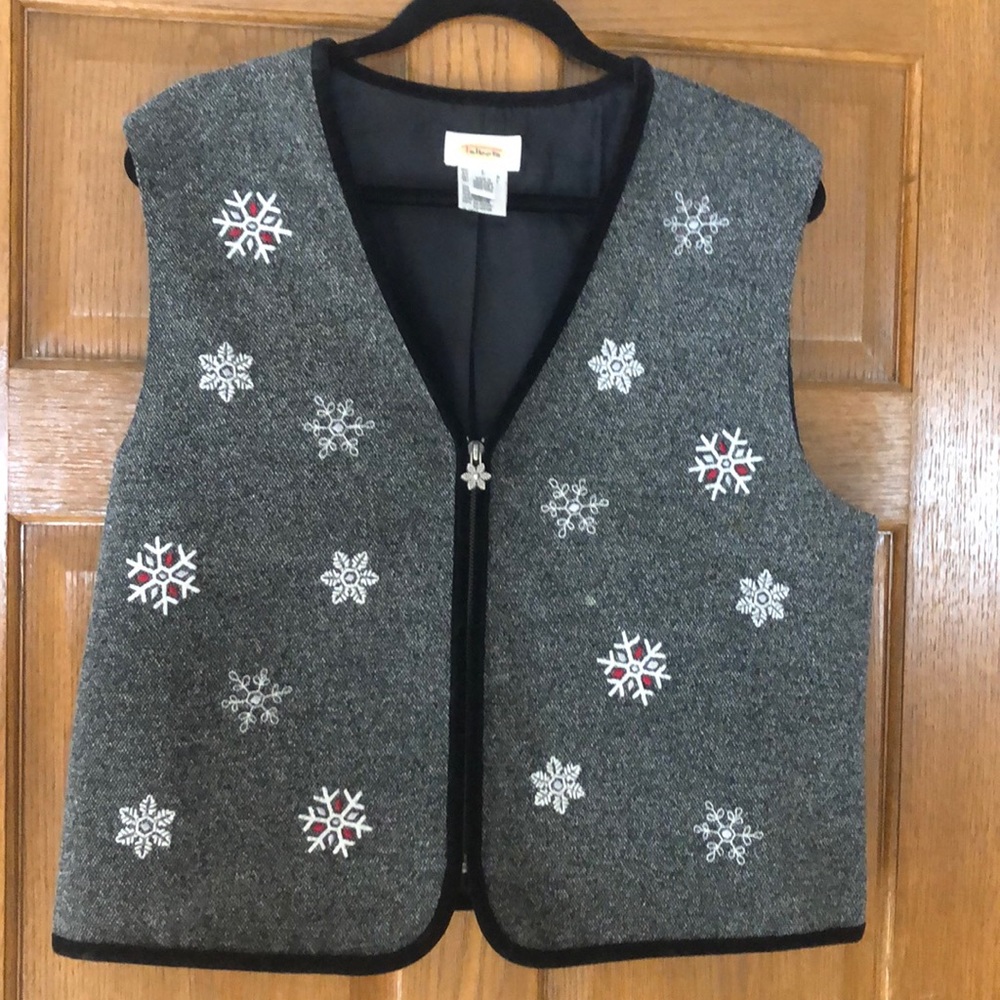 Cute winter vest!